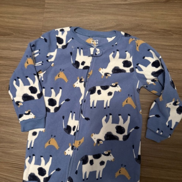 Carter's Blue Cow Print Fleece Kids Footie Pajamas size 5T - Picture 3 of 7